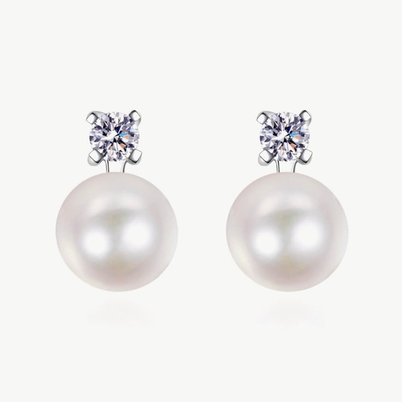 https://dar-go.com/products/moissanite-bow-detail-pearl-drop-earrings - Picture 1 of 11